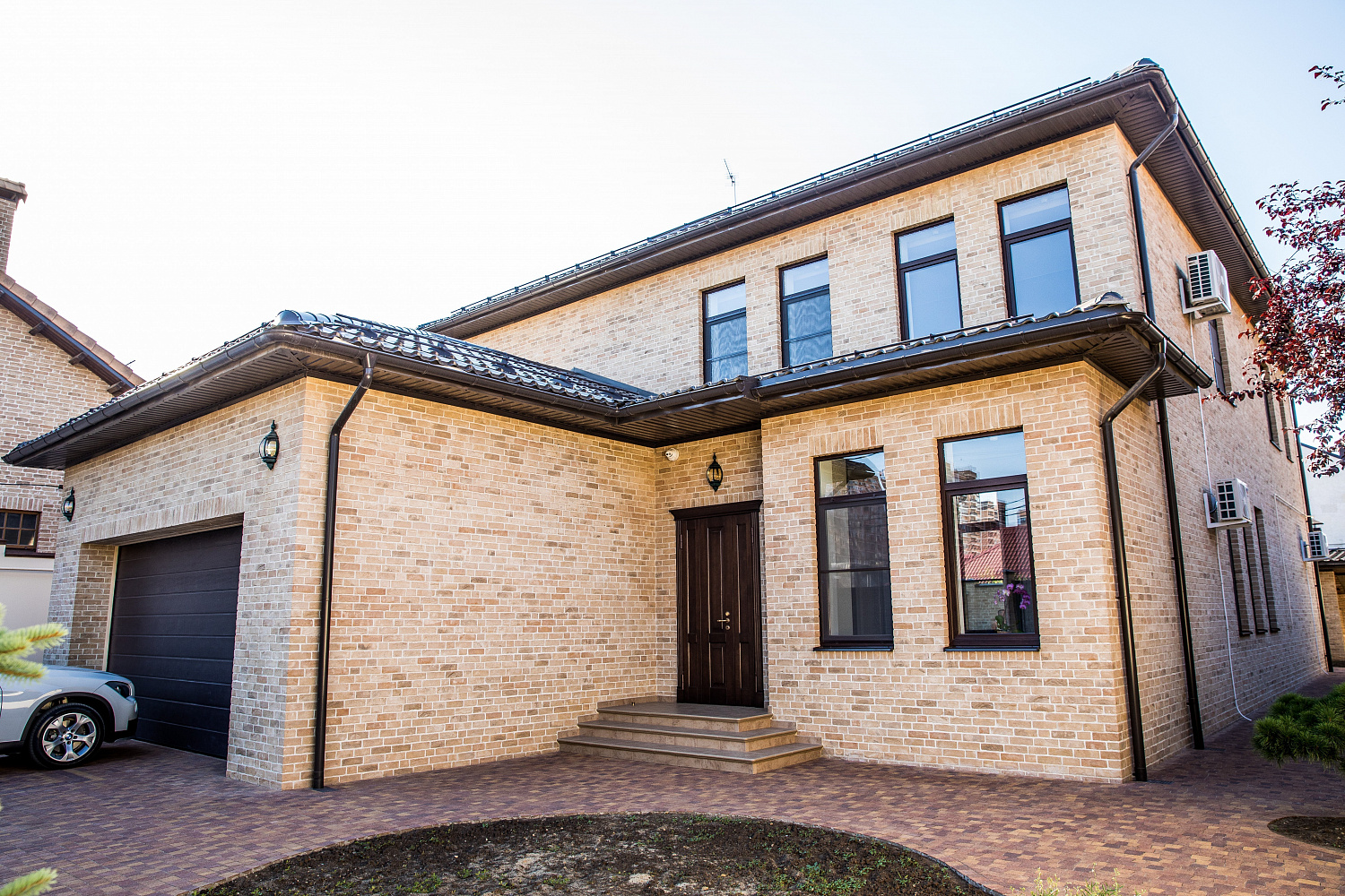 Монтаж фасадов